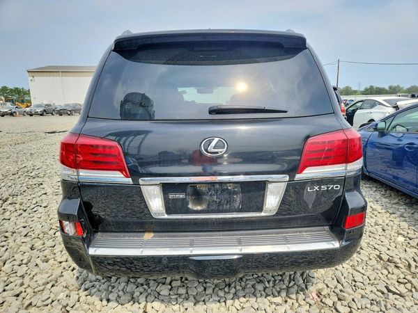 2014 LEXUS LX 570