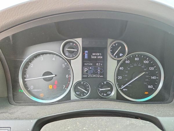 2014 LEXUS LX 570