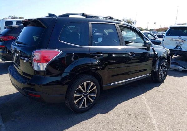 2018 SUBARU FORESTER