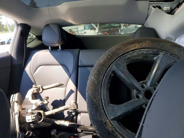 2026 TESLA MODEL Y — SUVN