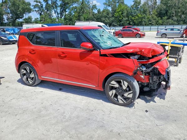 2024 KIA SOUL GT-Line