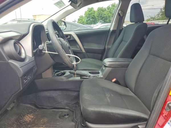 2018 TOYOTA RAV4 LE