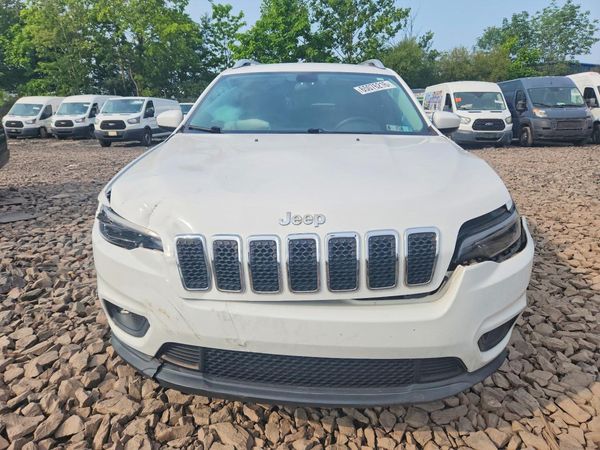 2019 JEEP CHEROKEE LATITUDE PLUS 4X4