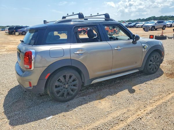 2018 MINI COOPER