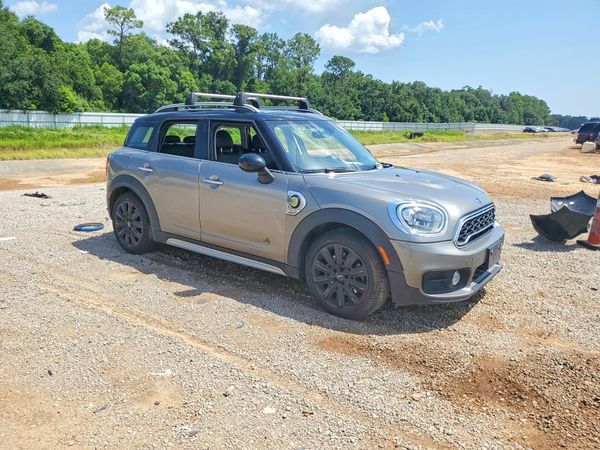 2018 MINI COOPER