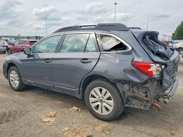 2018 SUBARU OUTBACK Base