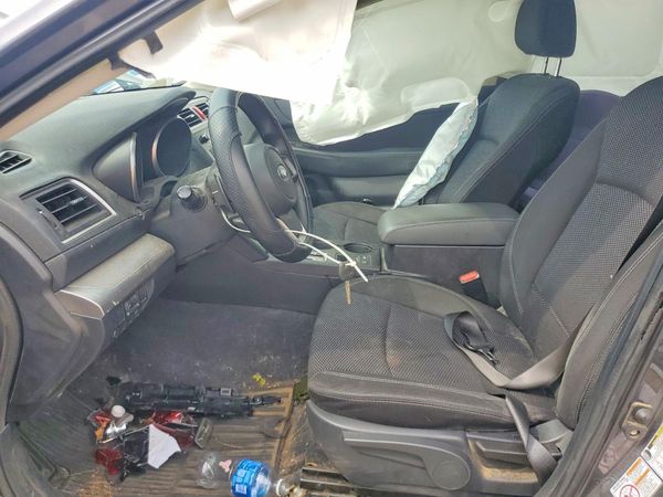 2018 SUBARU OUTBACK Base