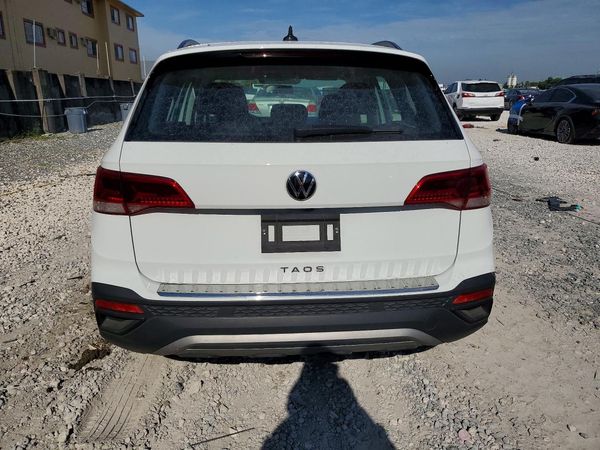 2022 VOLKSWAGEN TAOS