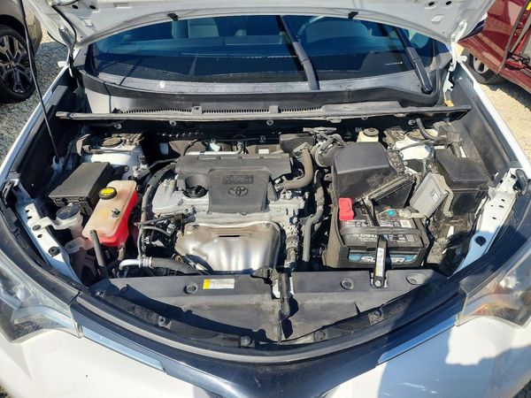 2018 TOYOTA RAV4 Adventure/XLE