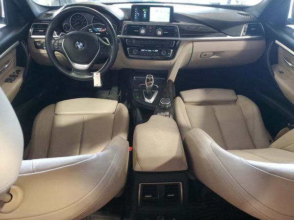 2017 BMW 330