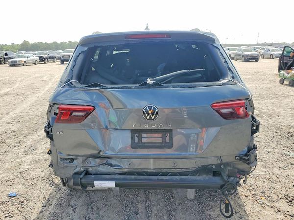 2024 VOLKSWAGEN TIGUAN SE R-Line Black