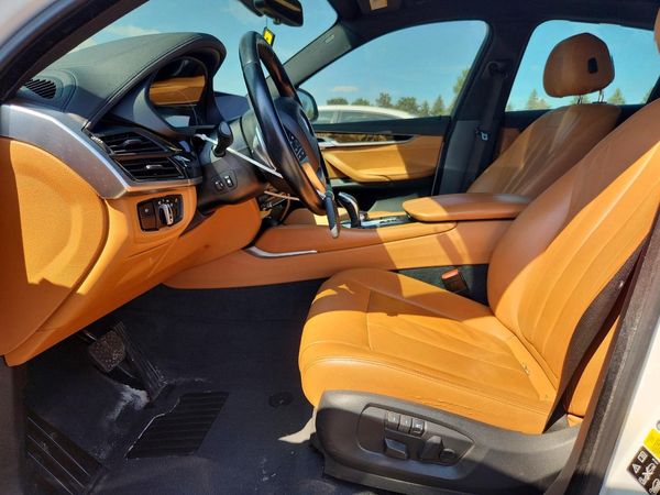 2018 BMW X6 xDrive35i — DENT