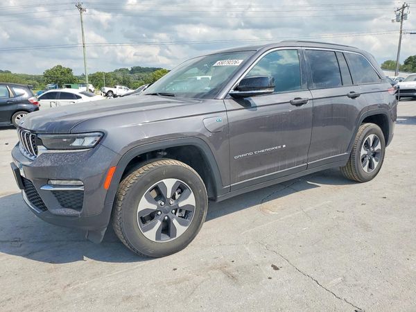 2024 JEEP CHEROKEE Limited 4XE — Front 3/4
