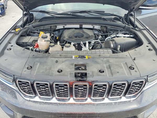 2024 JEEP CHEROKEE Limited 4XE — Engine bay