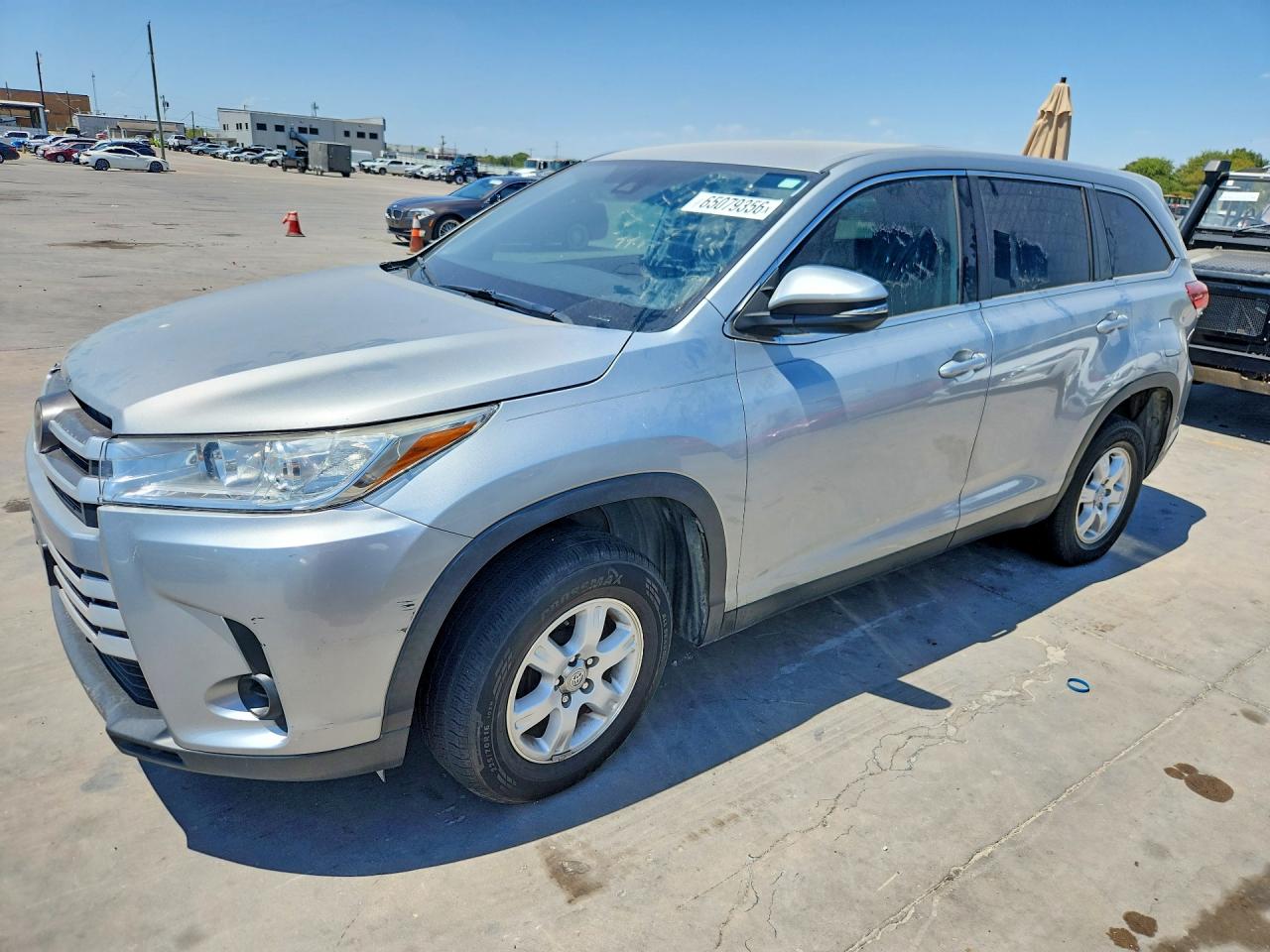 2019 TOYOTA HIGHLANDER LE/LE Plus