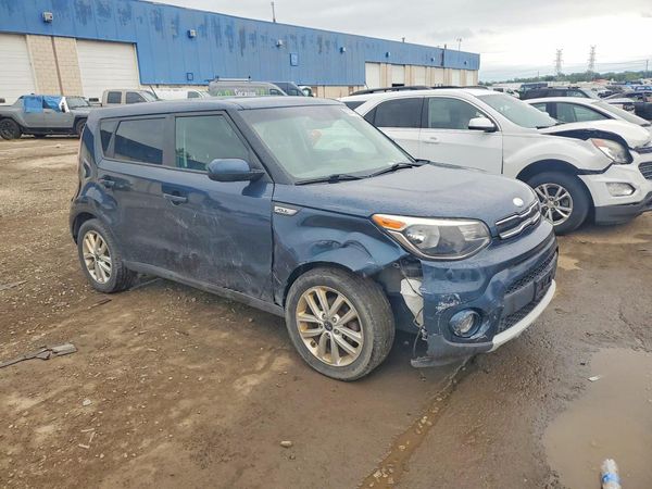 2019 KIA SOUL