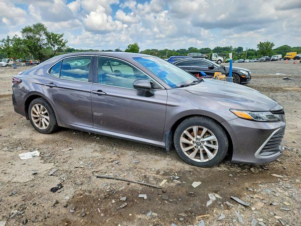 2023 TOYOTA CAMRY LE — Passenger 3/4