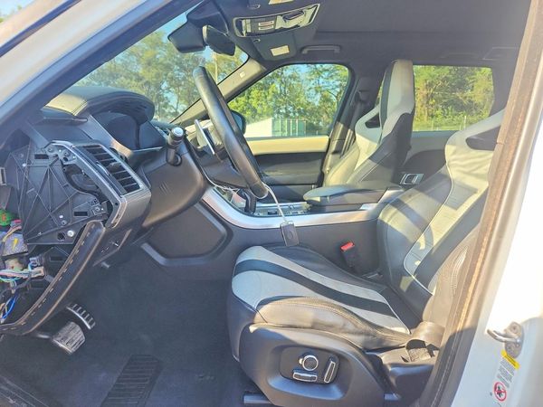 2017 LAND ROVER RANGEROVER SVR — DENT