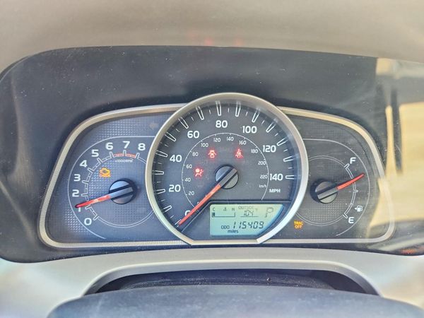 2015 TOYOTA RAV4 LE (X Grade)