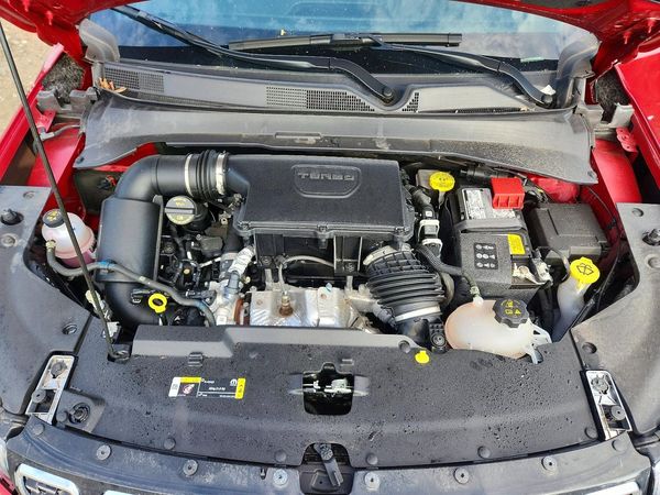 2025 JEEP COMPASS Limited — Engine bay