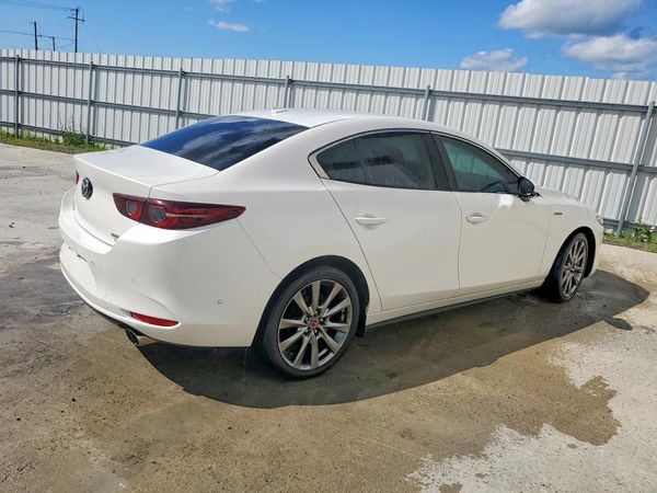 2021 MAZDA 3 Mazda3