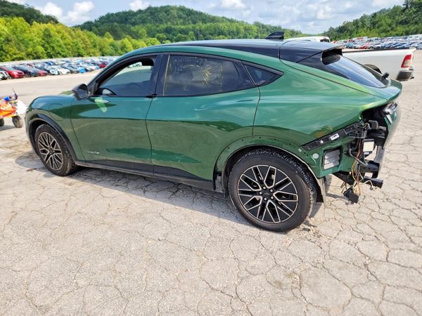 2024 FORD MUSTANG Premium