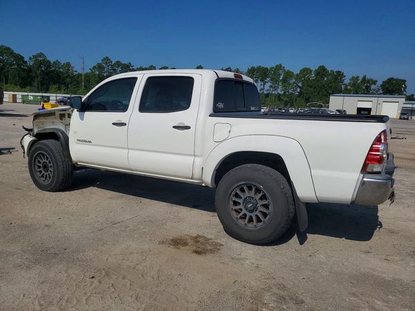 2014 TOYOTA TACOMA Delux Grade