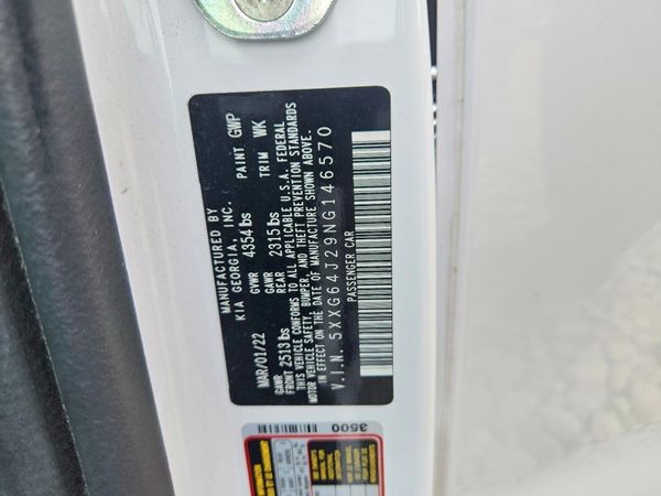 2022 KIA K5 GT-Line
