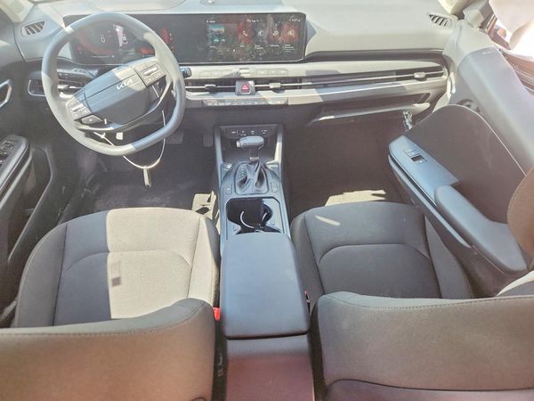 2026 KIA K4 LX, LXS