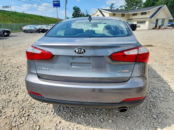 2016 KIA FORTE