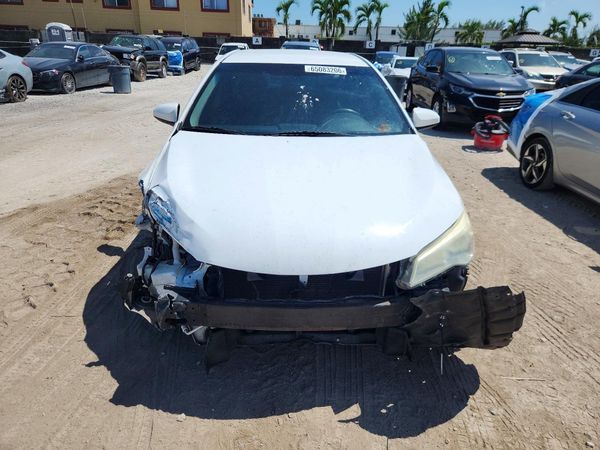 2015 TOYOTA CAMRY