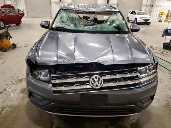 2018 VOLKSWAGEN ATLAS 4Motion SE