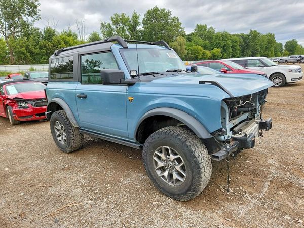 2022 FORD BRONCO
