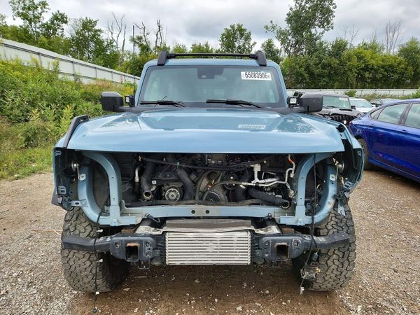 2022 FORD BRONCO