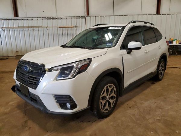 2023 SUBARU FORESTER
