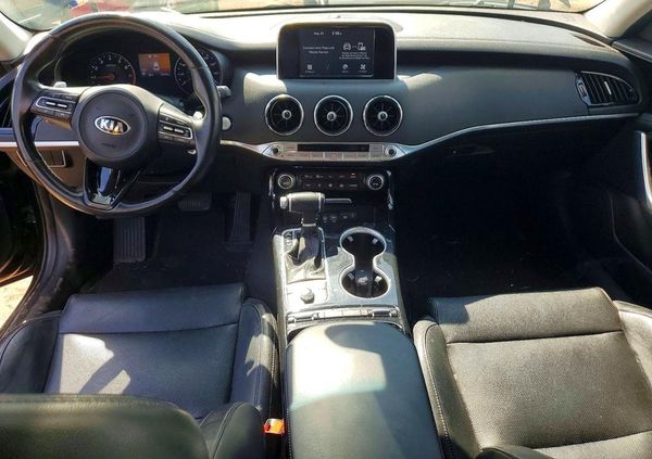 2018 KIA STINGER