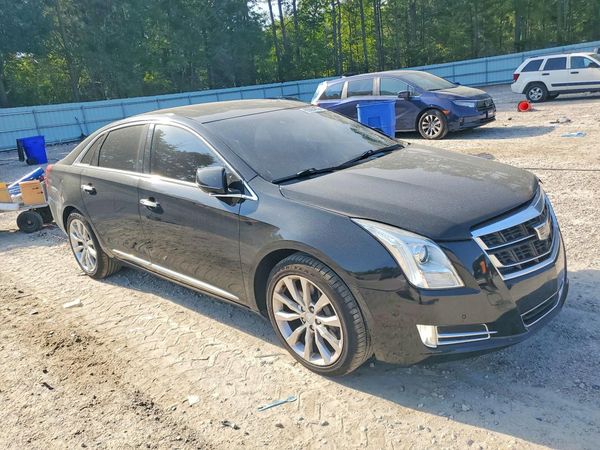 2016 CADILLAC XTS Luxury