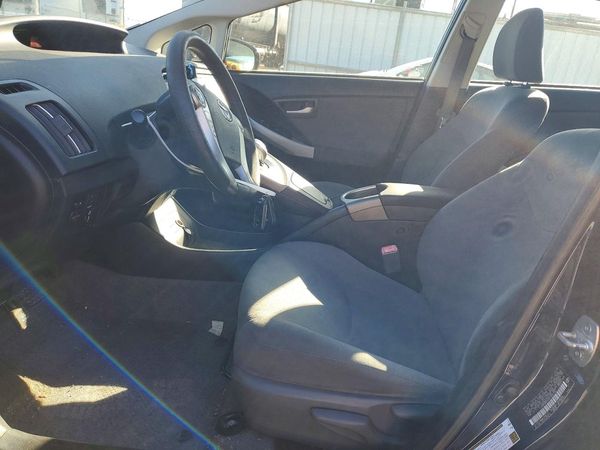 2013 TOYOTA PRIUS — DENT
