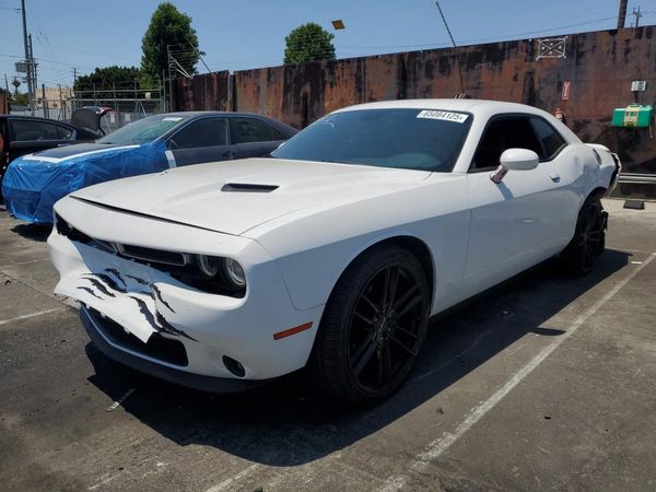 2018 DODGE CHALLENGER SXT