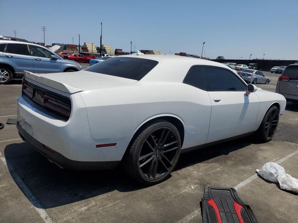 2018 DODGE CHALLENGER SXT
