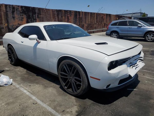 2018 DODGE CHALLENGER SXT