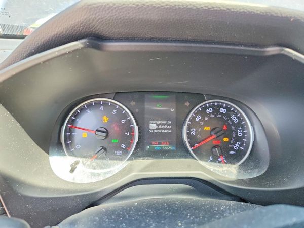 2020 TOYOTA RAV4 XLE