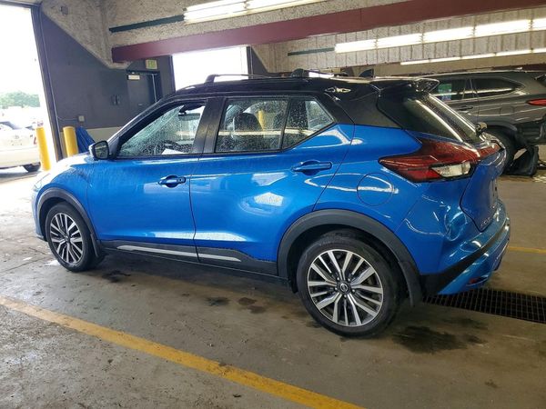 2021 NISSAN KICKS SR