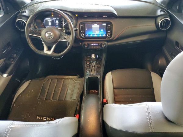 2021 NISSAN KICKS SR