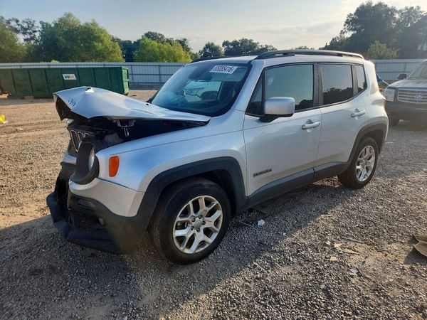 2018 JEEP RENEGADE — Front 3/4