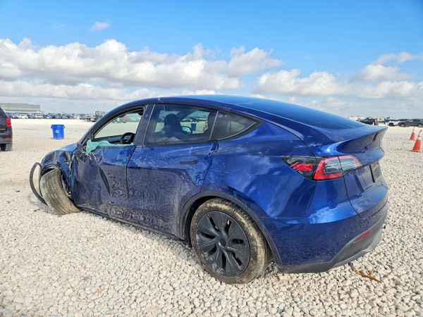 2025 TESLA MODEL Y