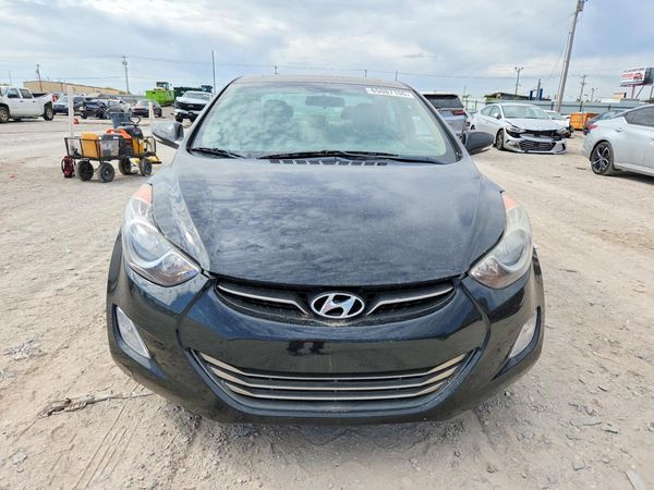 2013 HYUNDAI ELANTRA