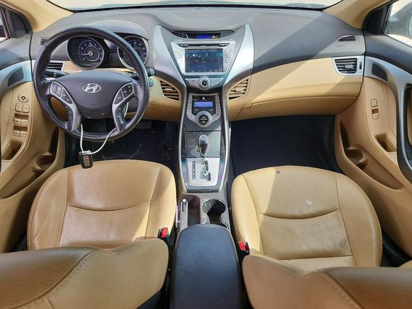 2013 HYUNDAI ELANTRA