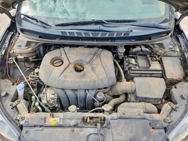 2013 HYUNDAI ELANTRA