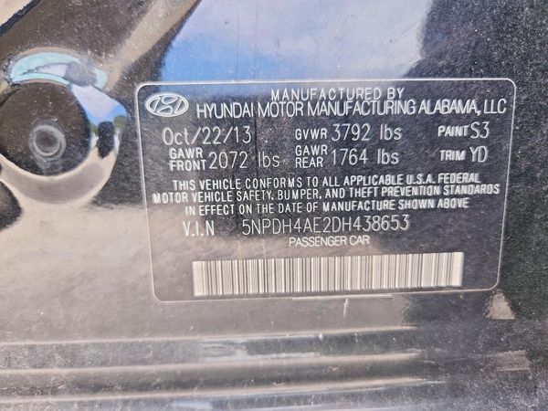 2013 HYUNDAI ELANTRA
